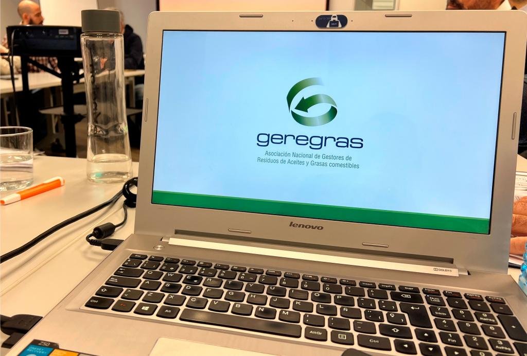 el-sector-profesional-del-reciclaje-de-uco-apuesta-por-la-seguridad-y-salud-en-el-trabajo