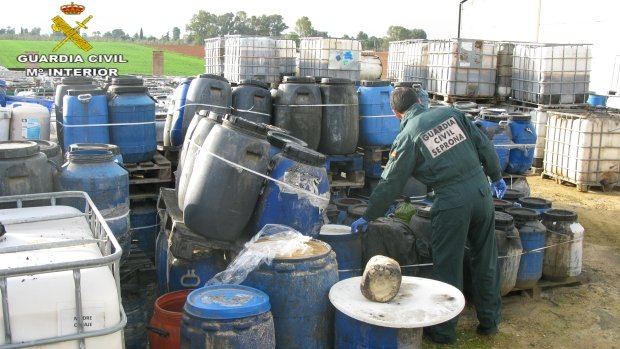 una-red-de-gestion-de-aceites-vegetales-usados-es-investigada-por-realizar-vertidos-ilegales