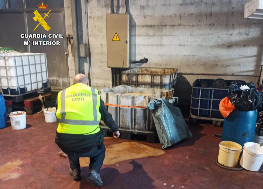 investigado-por-almacenar-21-000-litros-de-aceite-de-forma-irregular