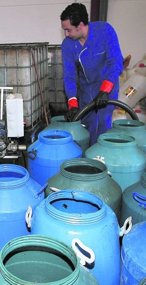 la-xunta-paraliza-la-actividad-de-cuatro-empresas-por-la-trama-del-aceite-usado
