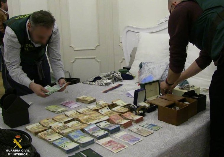 empresas-piratas-defraudan-unos-mil-millones-de-euros-con-el-iva-de-los-carburantes