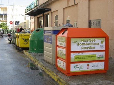 la-recogida-de-aceite-vegetal-en-chiclana-volvio-a-superar-los-15-000-litros-en-2010